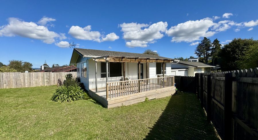 at 1/4 Clyma Place, Massey, Waitakere City, Auckland