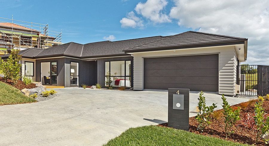  at 4 Somerset Place, Stanmore Bay, Rodney, Auckland