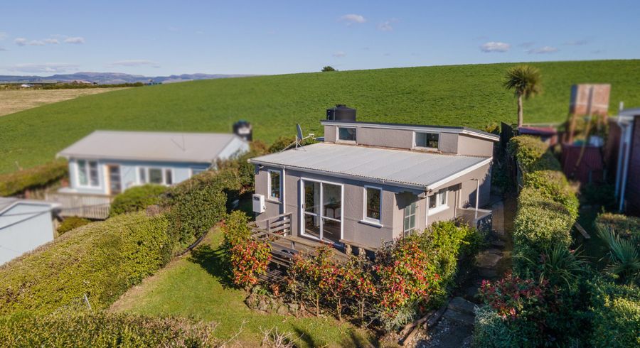  at 42 Stirling Street, Kakanui, Waitaki, Otago