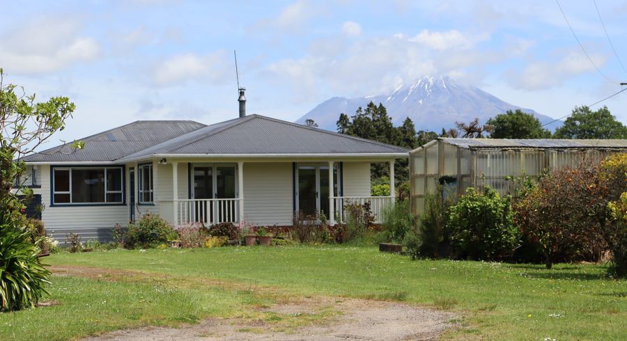  at 221 Stanley Road, Stratford East, Stratford, Taranaki
