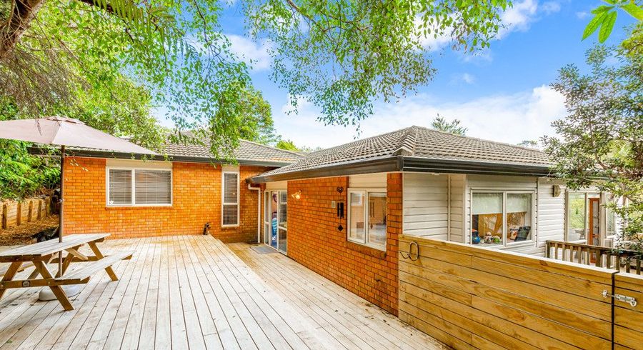  at 21A Woodfern Crescent, Titirangi, Auckland