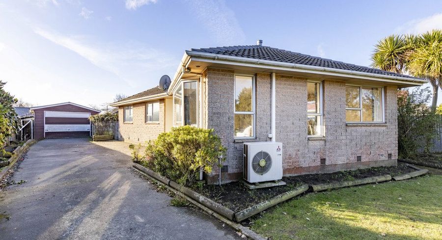  at 42 Oakley Crescent, Hornby, Christchurch