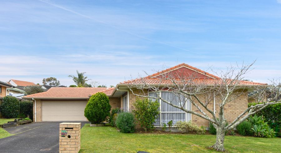  at 112 Buscomb Avenue, Henderson, Auckland