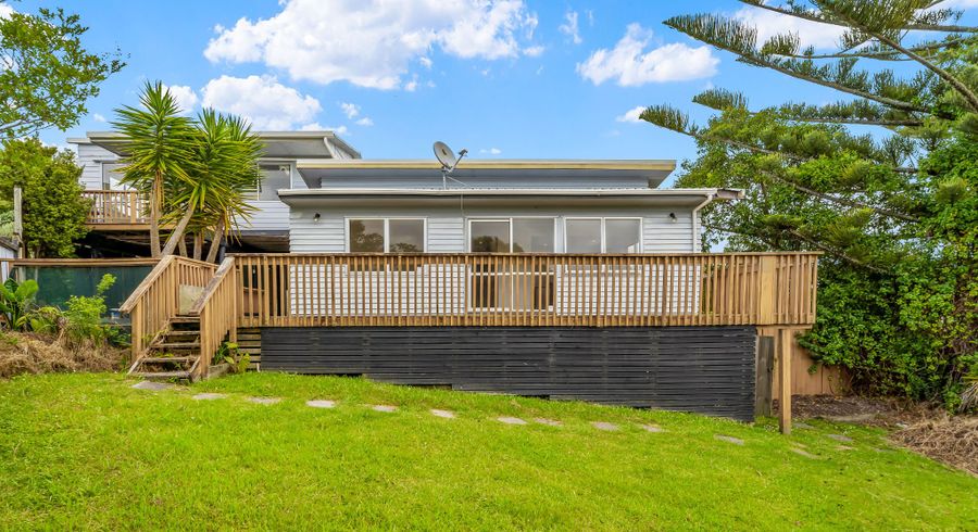  at 2A Holiday Road, Stanmore Bay, Whangaparaoa