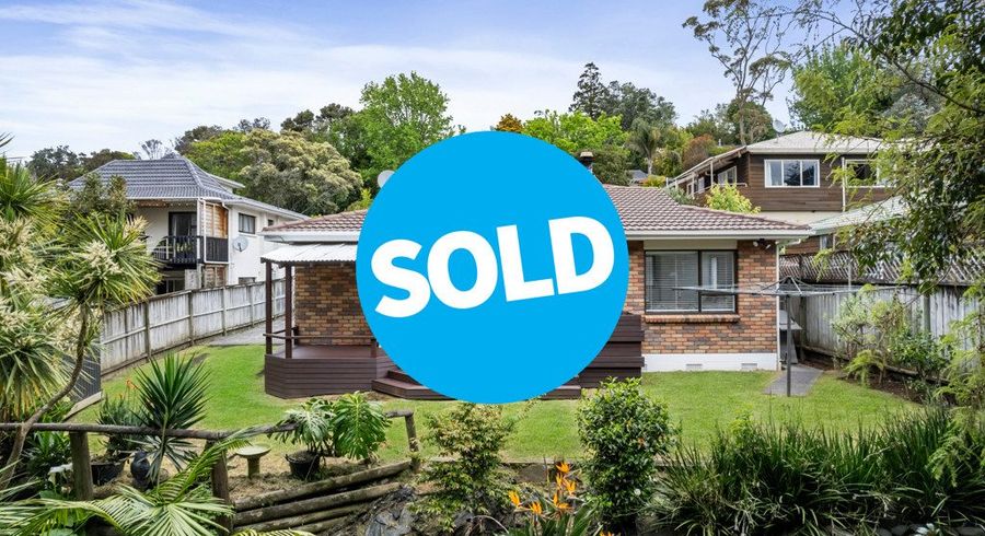  at 2/12 Fitzwilliam Drive, Torbay, Auckland