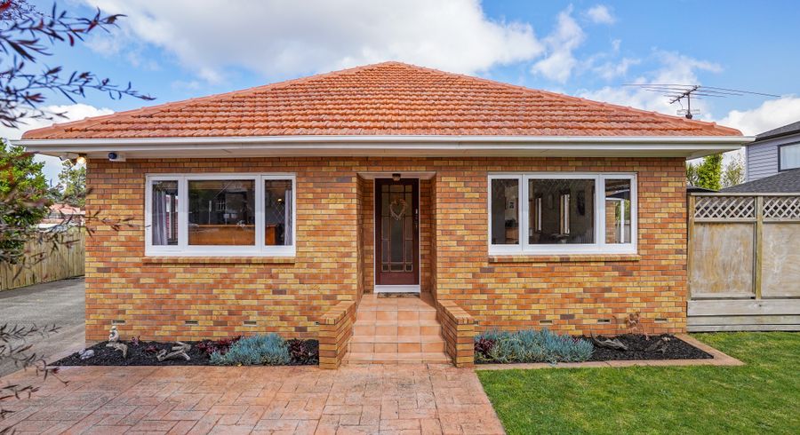  at 4A Larch Street, Avondale, Auckland