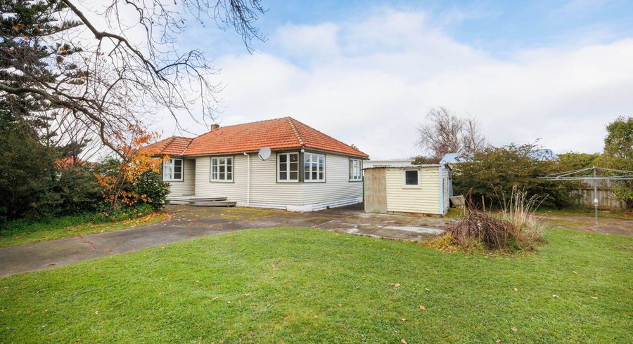  at 12 Tweed Street, Roslyn, Palmerston North, Manawatu / Whanganui
