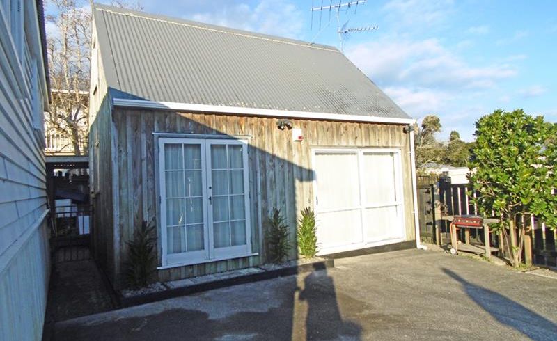  at 1/40 Killarney Avenue, Torbay, Auckland
