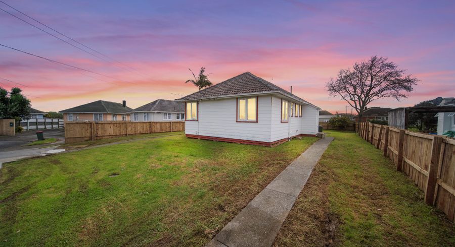  at 16 Matamata Place, Otara, Auckland