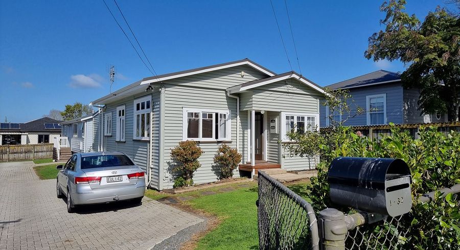 at 32 Lippiatt Road, Otahuhu, Auckland