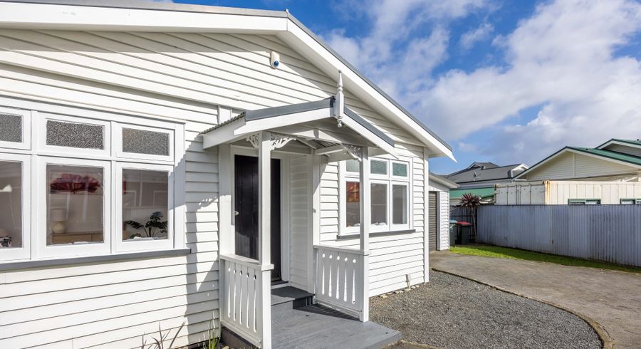  at 124 Mangere Road, Otahuhu, Auckland