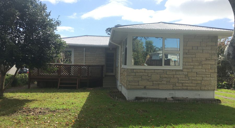  at 28 Ozich Avenue, Te Atatu South, Auckland