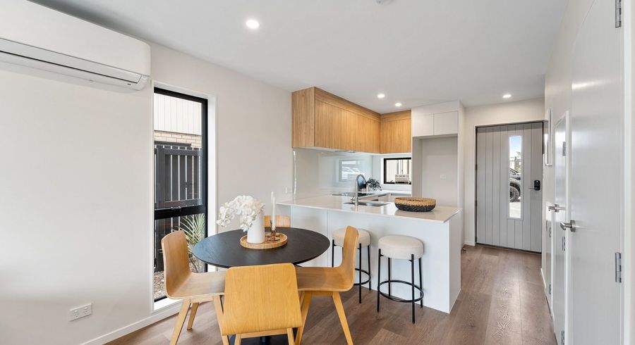  at 29 Selo Street, Glen Eden, Waitakere City, Auckland
