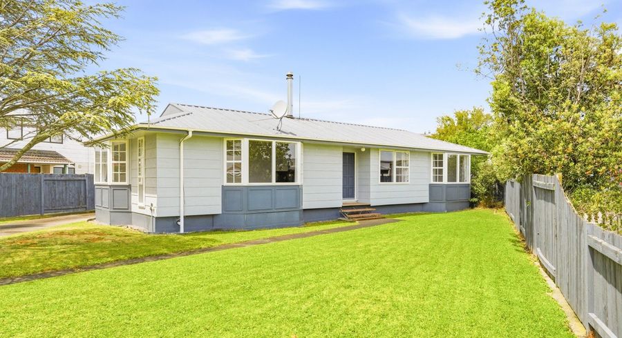  at 52 Acacia Street, Kelvin Grove, Palmerston North, Manawatu / Whanganui