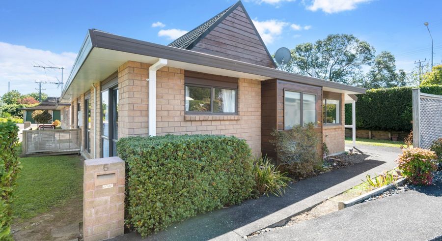  at 5/18 Williams Road, Hobsonville, Auckland