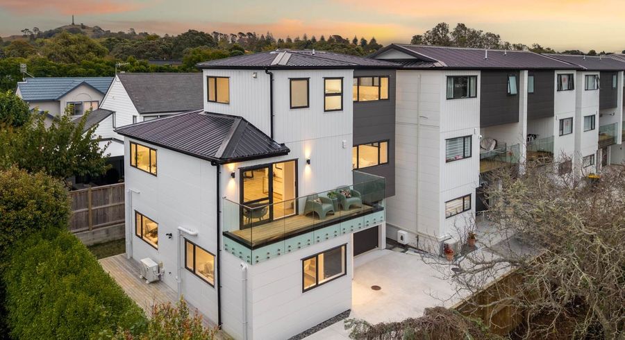 at 7/8 Atarangi Road, Greenlane, Auckland City, Auckland