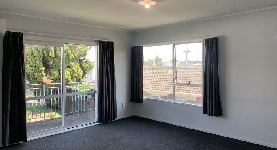  at 3/9 Alston Avenue, Kelston, Waitakere City, Auckland