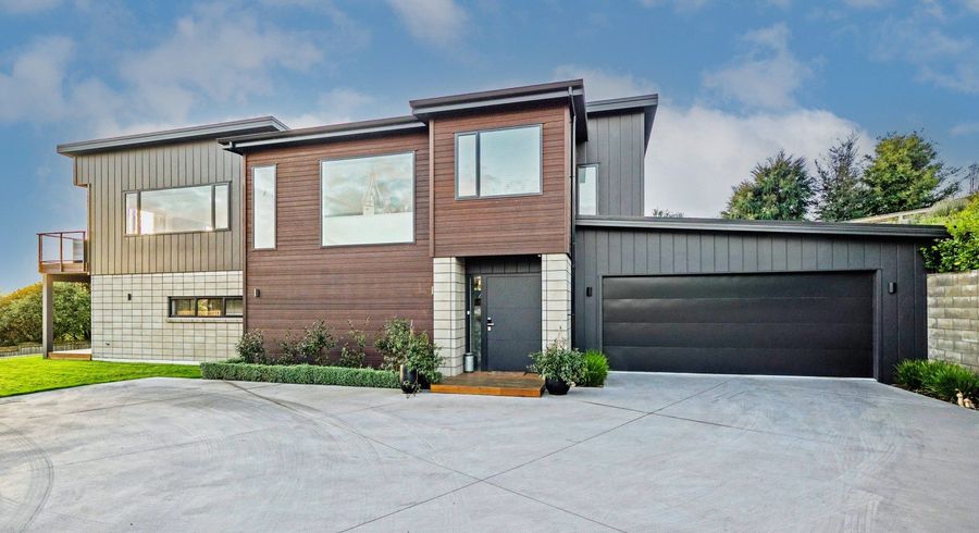  at 21 Coprosma Crescent, Waipahihi, Taupo