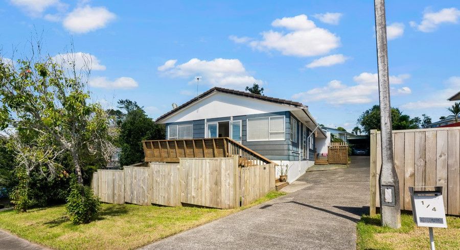  at 1/4 Wickstead Place, Massey, Auckland