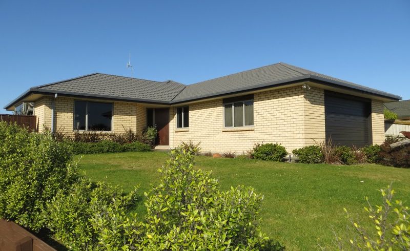  at 26 Johnstone Drive, Fitzherbert, Palmerston North