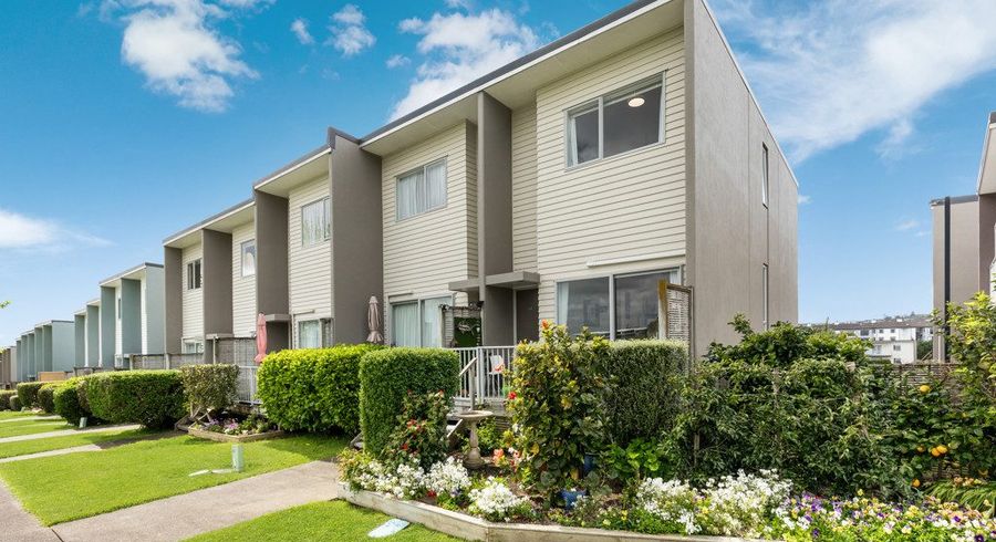  at 45/7 Kelvin Hart Drive, East Tamaki, Manukau City, Auckland