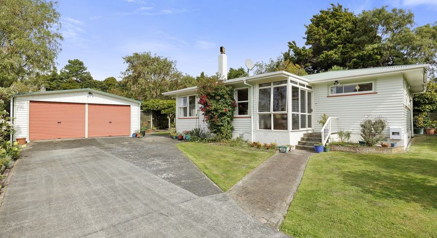  at 32 Pempsey Street, Silverstream, Upper Hutt, Wellington