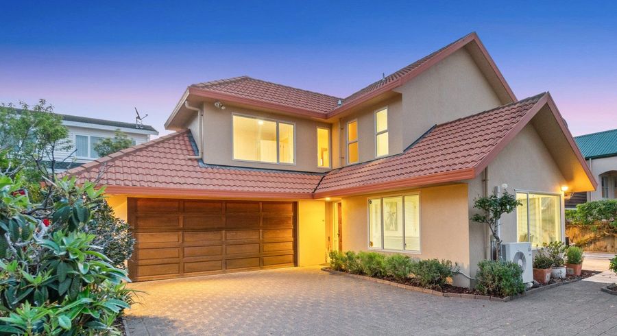  at 2/56 Walford Road, Point Chevalier, Auckland City, Auckland