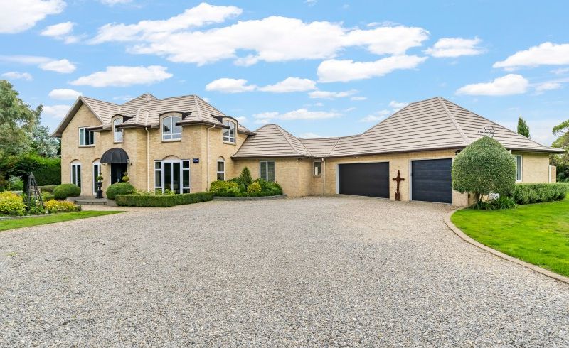  at 69 Bing Lucas Drive, Tawa, Wellington