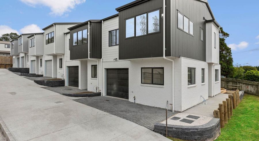  at 129E Barrack Road, Mount Wellington, Auckland City, Auckland