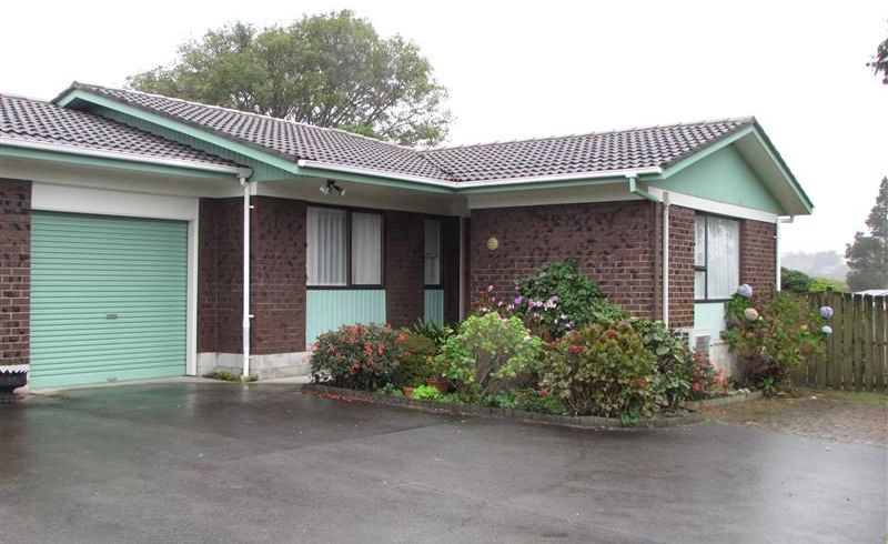  at 2/42 Frank Evans Place, Henderson, Waitakere City, Auckland