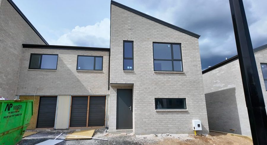  at 2/39 Briannarose Drive, Fitzroy, Hamilton, Waikato