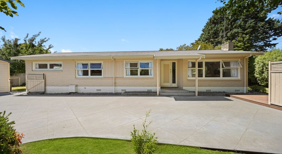  at 2 Carrington Avenue, Hillcrest, Hamilton, Waikato