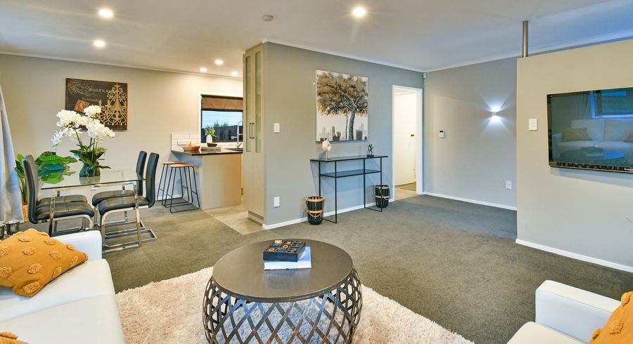  at 5 Ransom Smyth Drive, Goodwood Heights, Auckland