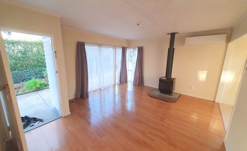  at 36 Kingdale Road, Henderson, Waitakere City, Auckland