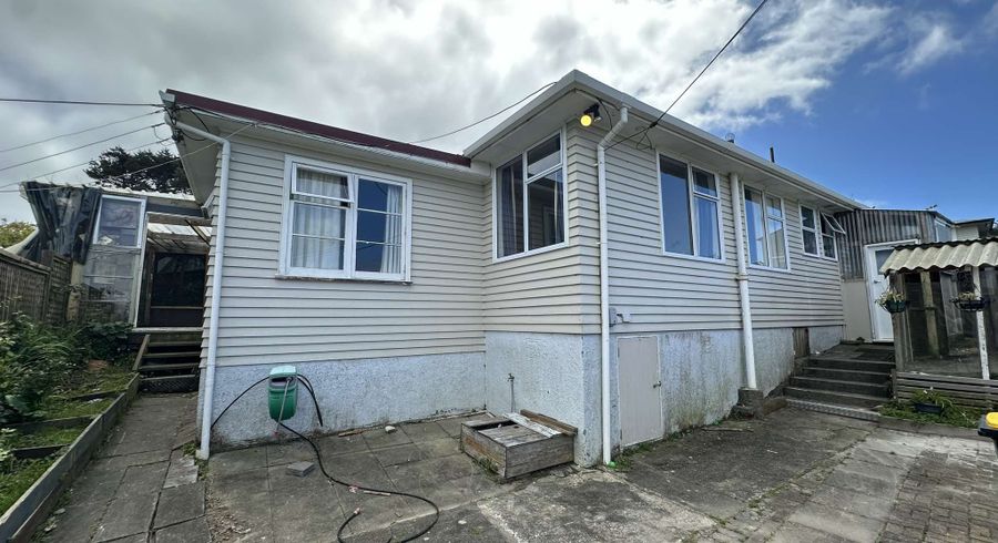  at 55 Salford Street, Newlands, Wellington