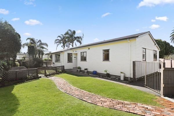  at 12A Lydiard Place, Chartwell, Hamilton, Waikato