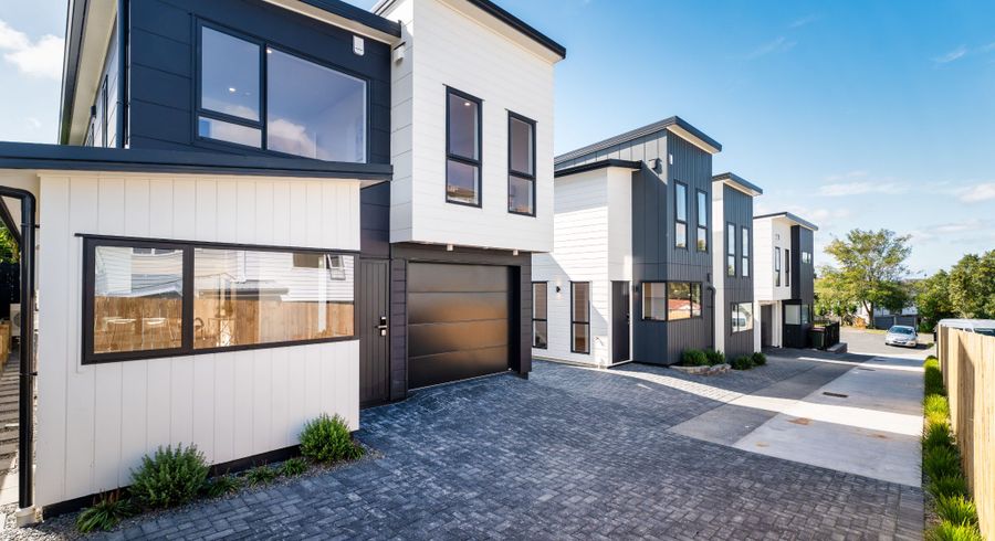  at 21C&D Crosby Road, West Harbour, Waitakere City, Auckland