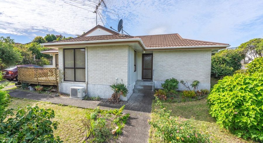  at 28 Weggery Drive, Waikanae Beach, Kapiti Coast, Wellington