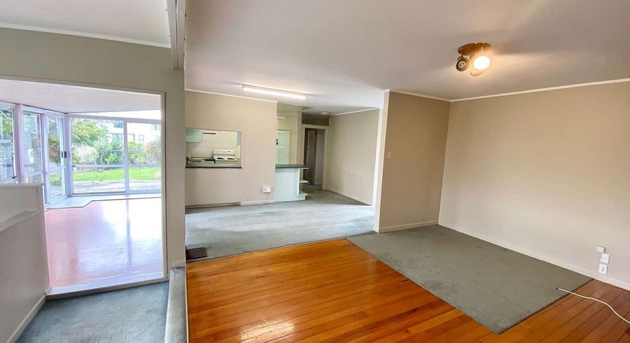  at 35 Sunnyside Road, Sunnyvale, Waitakere City, Auckland