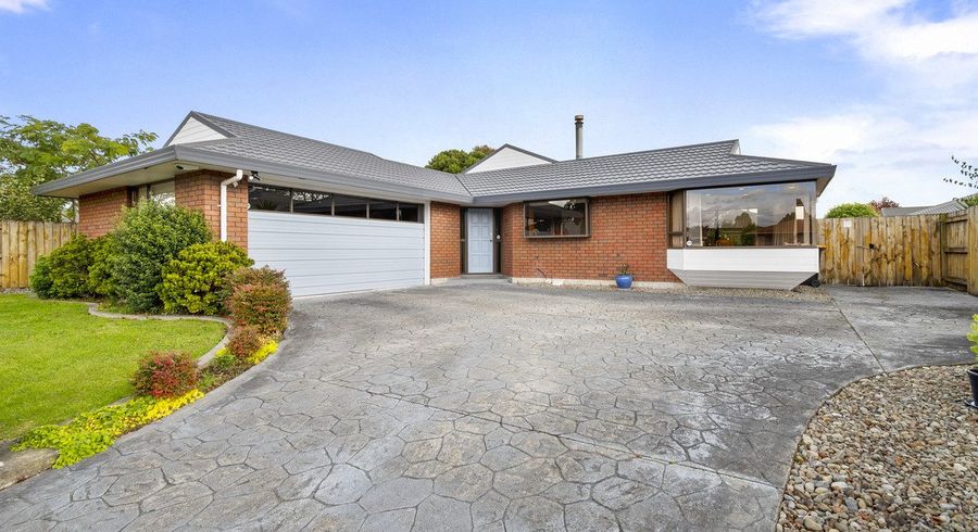  at 92 Amberley Avenue, Highbury, Palmerston North