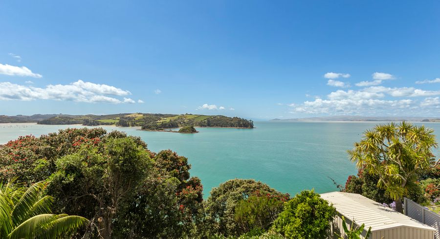  at 46 Kennedy Point Road, Surfdale, Waiheke Island