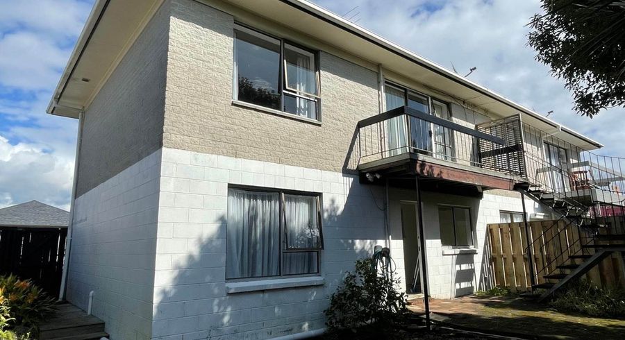  at 2/37A Mariri Road, Onehunga, Auckland City, Auckland