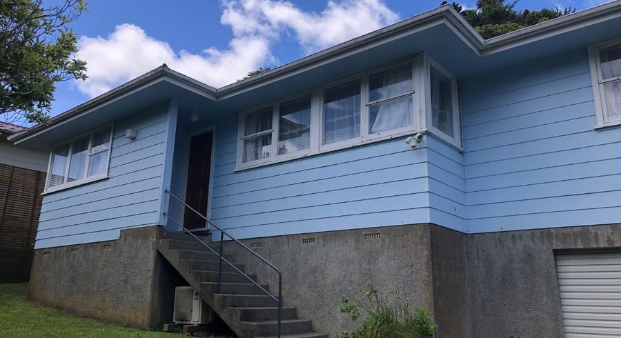  at 87 Hazlewood Avenue, Karori, Wellington