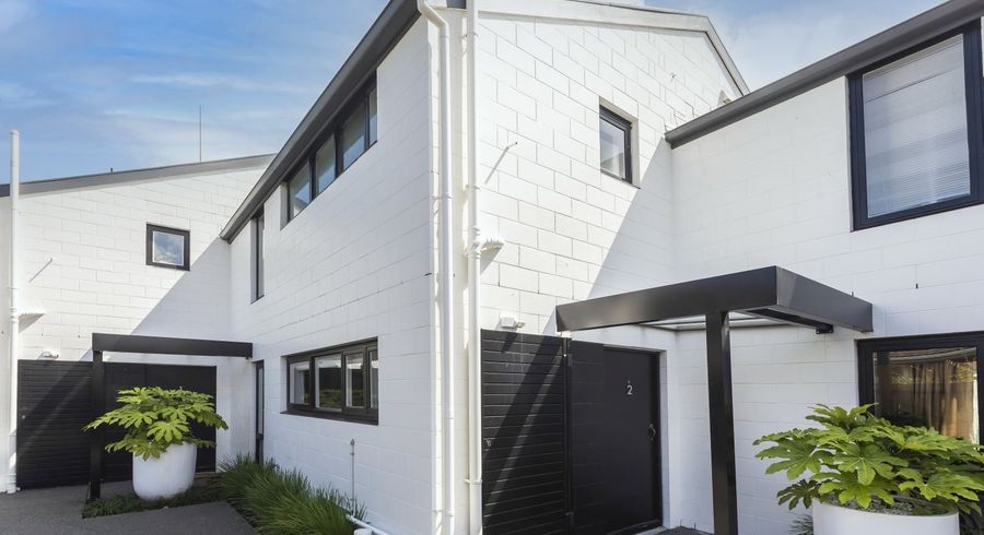  at 2/16 Rossall Street, Merivale, Christchurch
