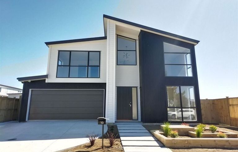  at 10 Fjord Way, Karaka, Papakura