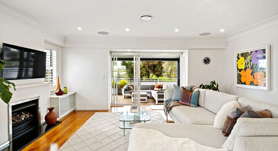  at 3 Appleyard Crescent, Meadowbank, Auckland