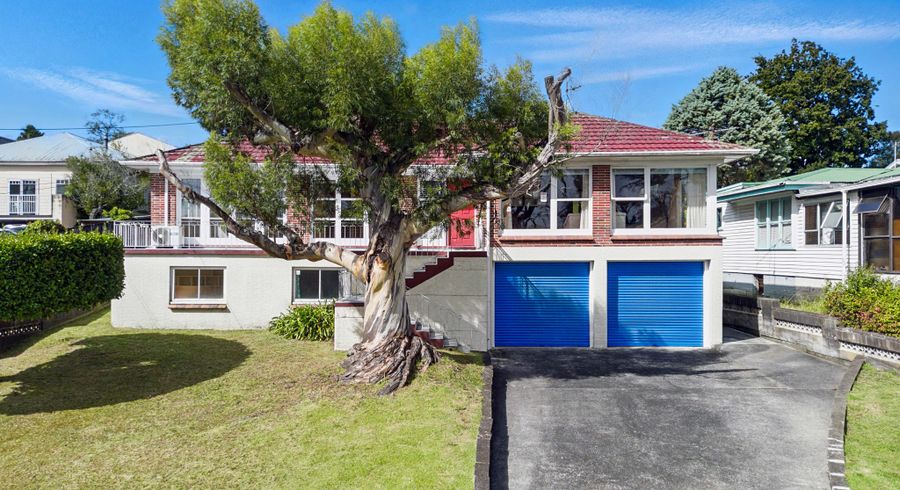  at 18 Millbrook Road, Henderson, Waitakere City, Auckland
