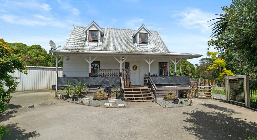  at 32B Sikkim Crescent, Clover Park, Manukau City, Auckland