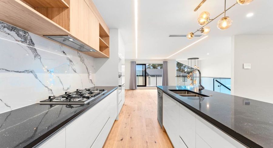  at 10 Anehu Place, Greenhithe, North Shore City, Auckland