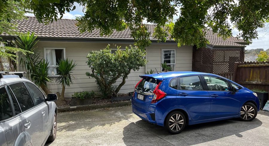  at 22 Merida Place, Unsworth Heights, North Shore City, Auckland